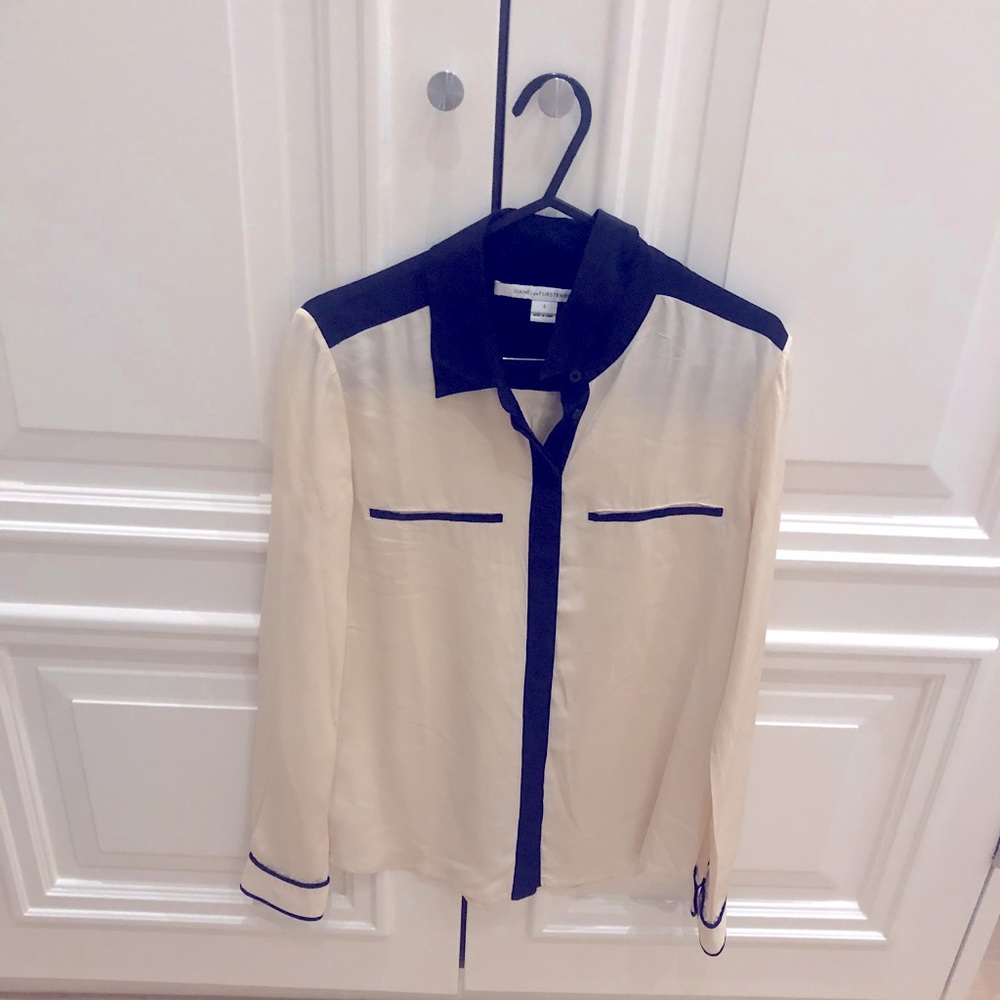 DvF 100% silk shirt, barely worn, like brand new